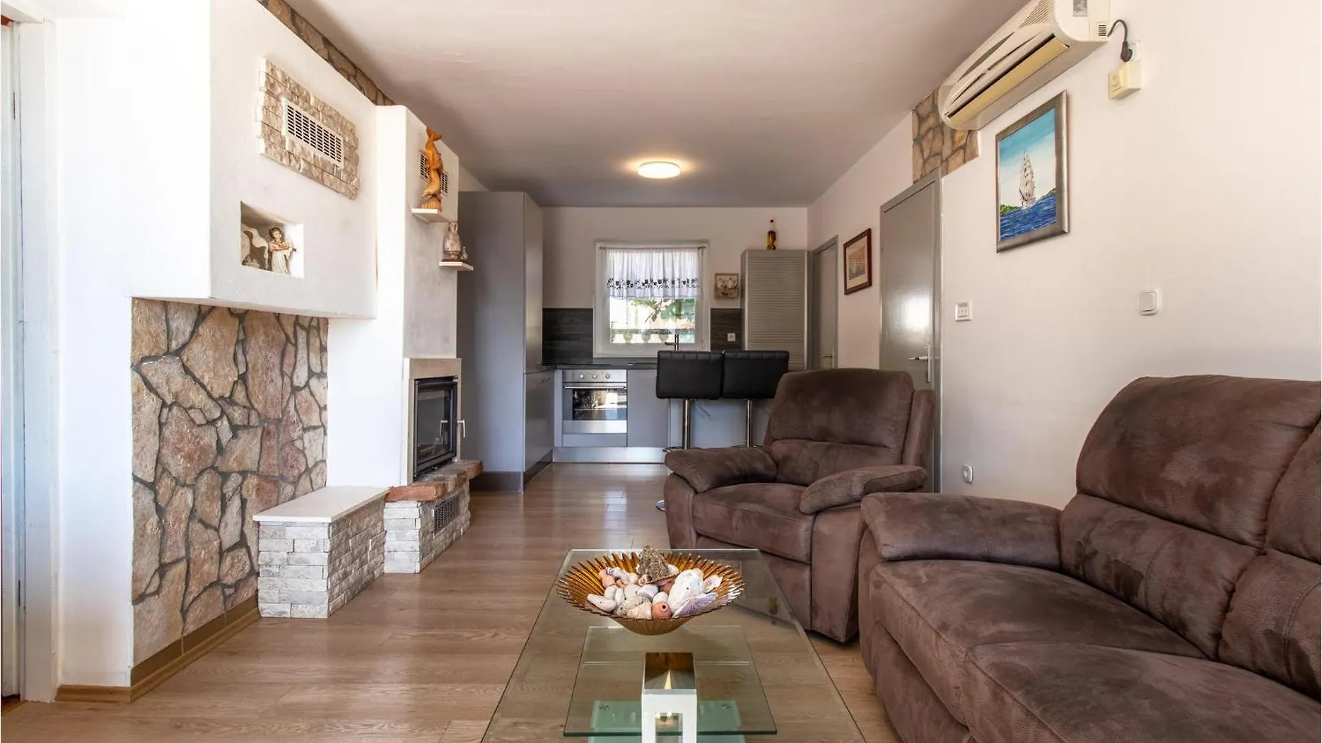 Cozy Home In Maslenica With Kitchen 0*,  Croatia