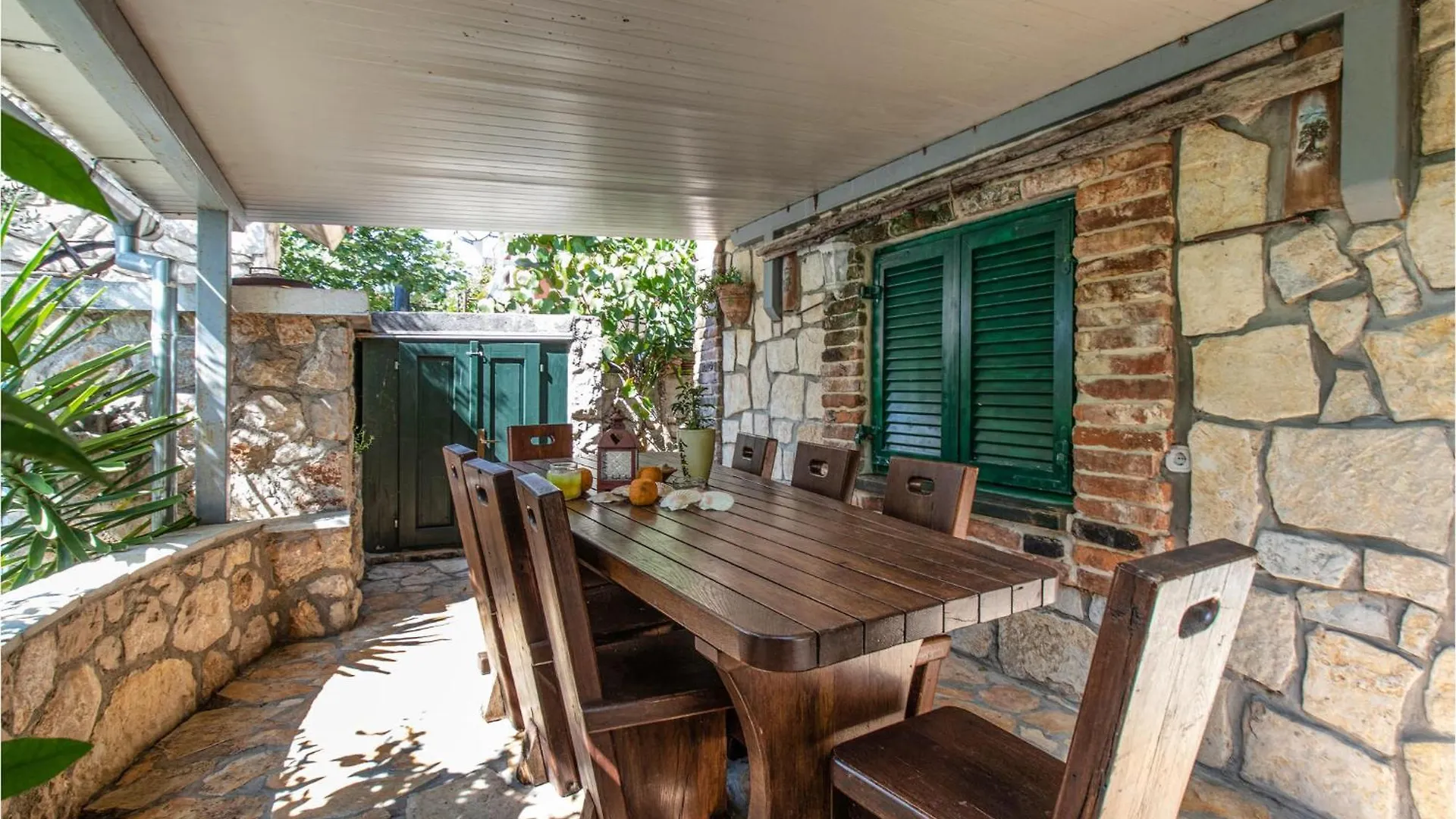 Cozy Home In Maslenica With Kitchen